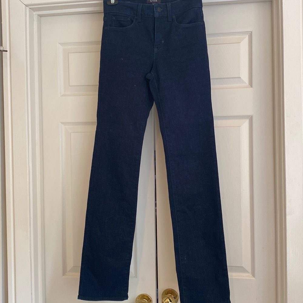 NYDJ Marylyn Straight Cut dark wash denim jeans. Size 0